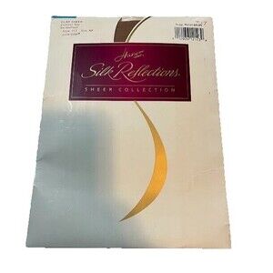 HANES SILK REFLECTIONS ULTRA SHEER CONTROL TOP SHEER TOE LITTLE COLOR SIZE AB